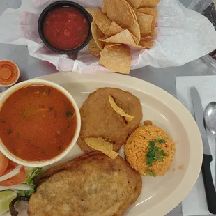 Chile Rellenos (todo los jueves)