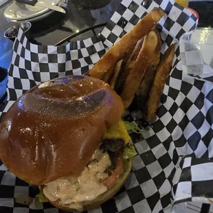 Smash cheeseburgers to, I just got cheeseburgers