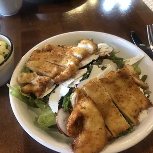 Lettuces with Chicken Milanese