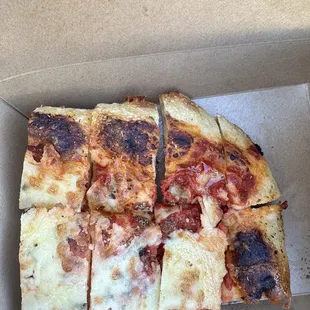 $8 pizza