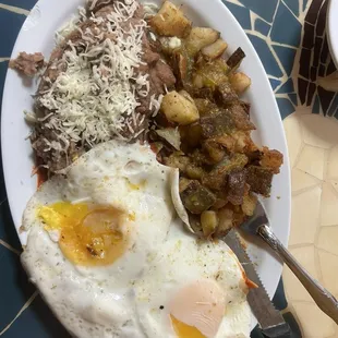 These are the chilaquiles very delicious