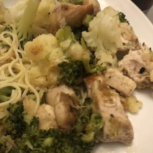 Aliotos chicken pasta in garlic sauce