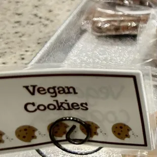 They offer 3 different Vegan cookie options, 11.08.2023.