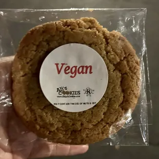 Chocolate Chip-Less Vegan Cookie, 11.08.2023.