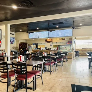 Extensive menu items and plenty options to drink from.