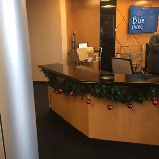 check-in area with receptionist.