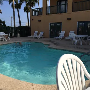 Hangin 10 in the pool wit my behbay :))