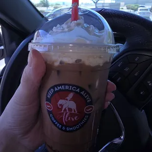 dessert, drink