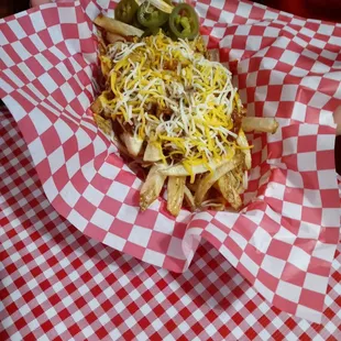 a chili cheese fries