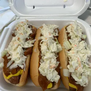 3 dawgs topped your way! Chilli / Slaw/ Mustard/ Onions
