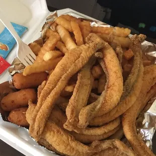 catfish plate w fries and hush puppies, so much food and only $12!!!