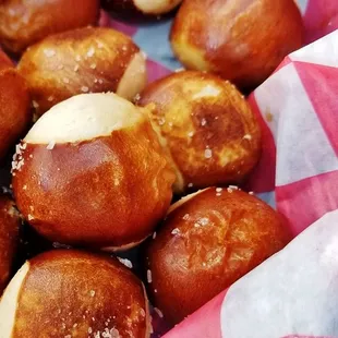 donuts, dough desserts, food