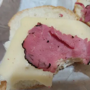 Roast beef disguised as pastrami