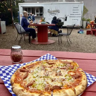 12&quot; Louisiana Hot Link Pizza