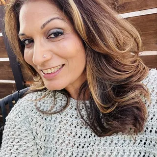 Mira C.