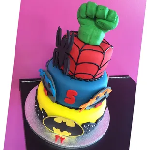 Super hero cake