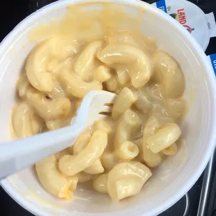 Creamy mac n chz surprisingly good