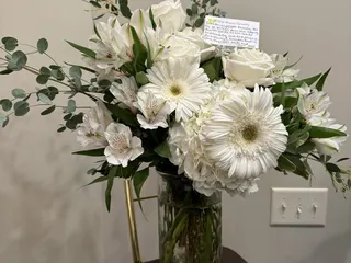 Corum's Flowers & Gifts