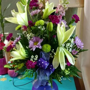 All Season's Floral & Gifts