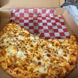 Buffalo chicken pizza