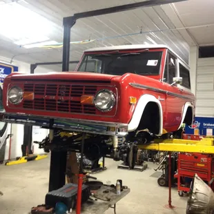 Rebuilding a 1973 Ford Bronco!