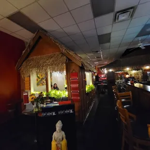 They kept the lil huts!!