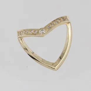 Handmade African wedding band set in 14k and diamonds