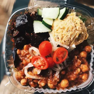 BBQ mushrooms, &quot;tuna&quot; and chickpea chili. Pick 3 for $12