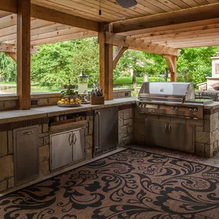 an outdoor kitchen