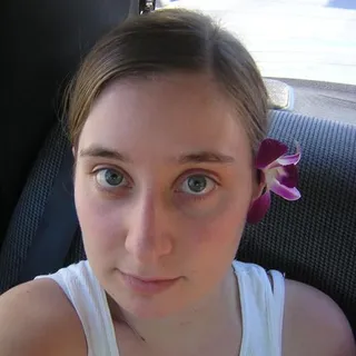 Sara L.