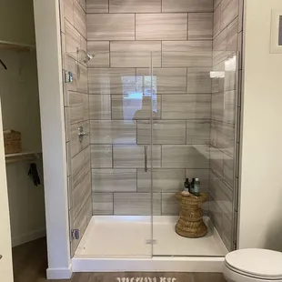 The two bedrooms don't have bathtubs but I loved the showers