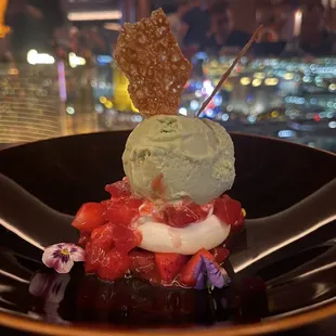 Strawberry Pavlova Dessert