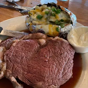 Prime rib w/ loaded baked potato
