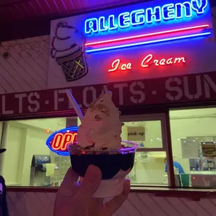 Hot fudge sundae (no whipped cream or cherry). Sooo good!