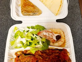 Leo's Taverna Waikiki