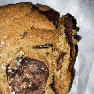 Chocolate chip cookie