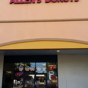 Allen's Donuts