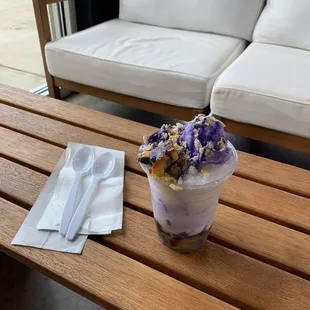 Halo-halo