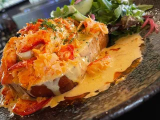 De La Tierra Restaurant