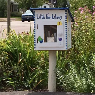 love this... At the edge of the little parking lot.