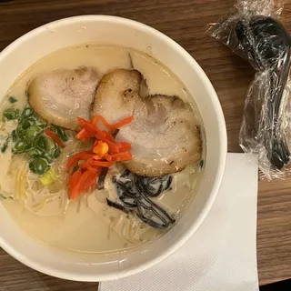 M01. Original Tonkotsu Ramen