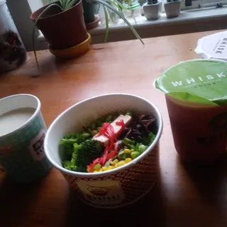 F1. Strawberry Snow Latte (L)