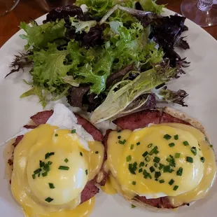 Eggs Benedict