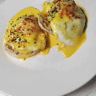 Eggs Benedict