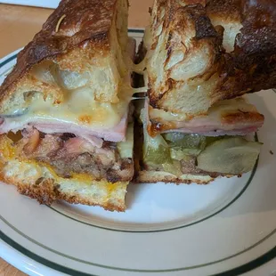 Cubano sandwich
