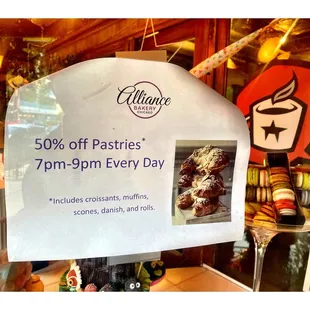 Alliance Bakery &amp; Cafe 1736 W Division St, Chicago, IL  Custom Cakes Pastries Macarons  etc. Coffees Nice Friendly Service. Cool!