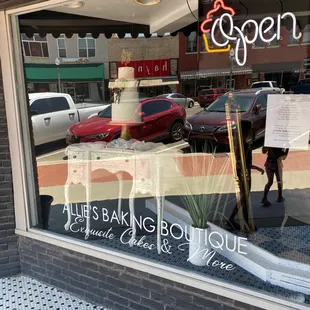 Storefront for Allie&apos;s baking boutique