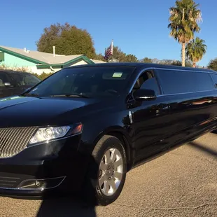 Only Lincoln MKT in Gucson ,AZ