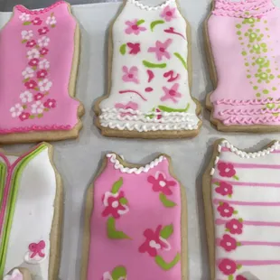 Lilly Pulitzer dress cookies