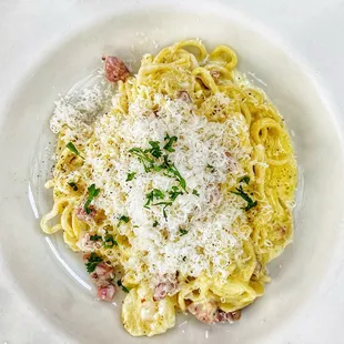 spaghetti carbonara - YUM!